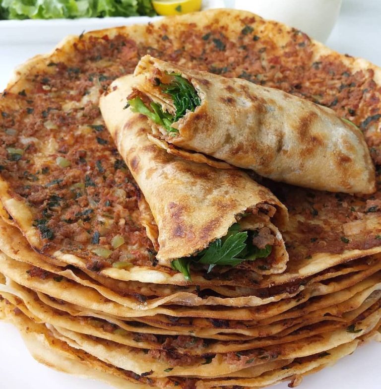 Przepis na chrupiący Lahmacun