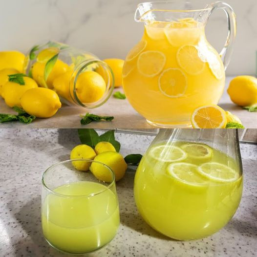 Przepis na orzeźwiającą lemoniadę bez cukru