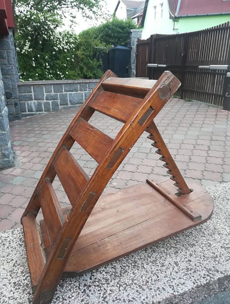 Odkrywanie historii tego drewnianego skarbu